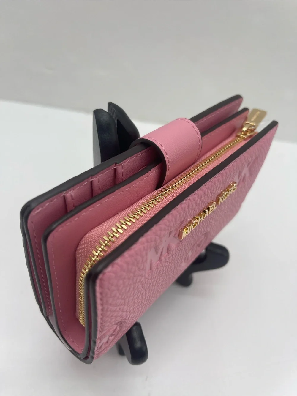 MICHAEL KORS Jet Set Travel Medium MK Logo Debossed Bifold Wallet Carnation  NWT
